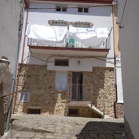 ホームステイ La Casa Dei Panorami Di Colobraro